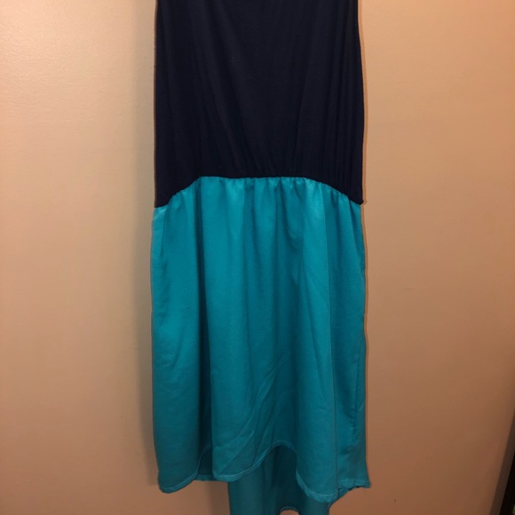 🌻 Dress, size XL, dress is shorter in the front - Picture 2 of 4